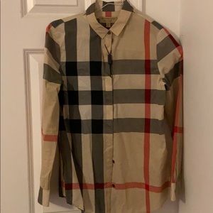 Women’s Burberry shirt